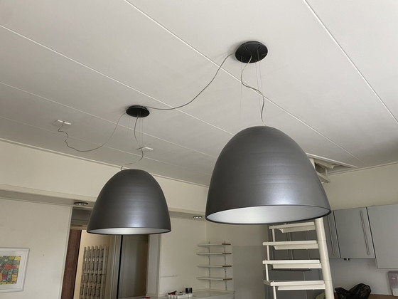 Image 1 of Due lampade a sospensione Artemide Nur in antracite, disponibili in set o separatamente. Il prezzo si intende per lampada.