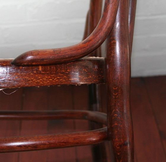 Image 1 of Alter restaurierter Thonet Typ N°56