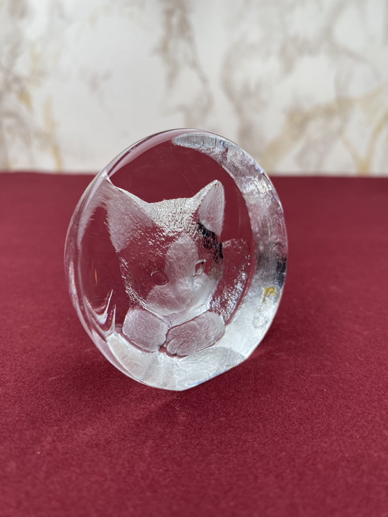 Image 1 of Swedish Mats Jonasson Lead Crystal Cat/Kitten Glass Sculpture / Small Paperweight With A Label And Signature / Vintage Art