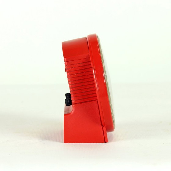 Image 1 of Sveglia vintage anni '70 di Ruhla nella RDT in plastica rossa