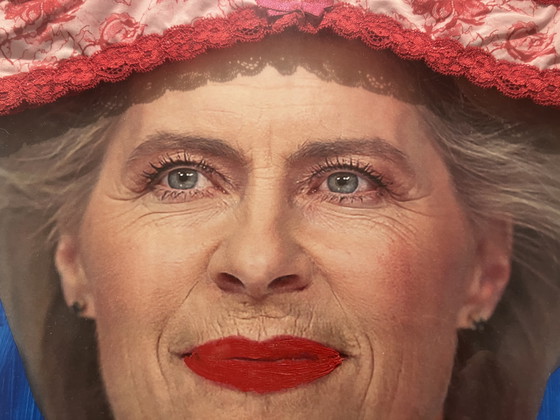 Image 1 of Tecnica mista - “Ursula von der Leyen” - Musée dus Slip - - Jan Bucquoy - 2020