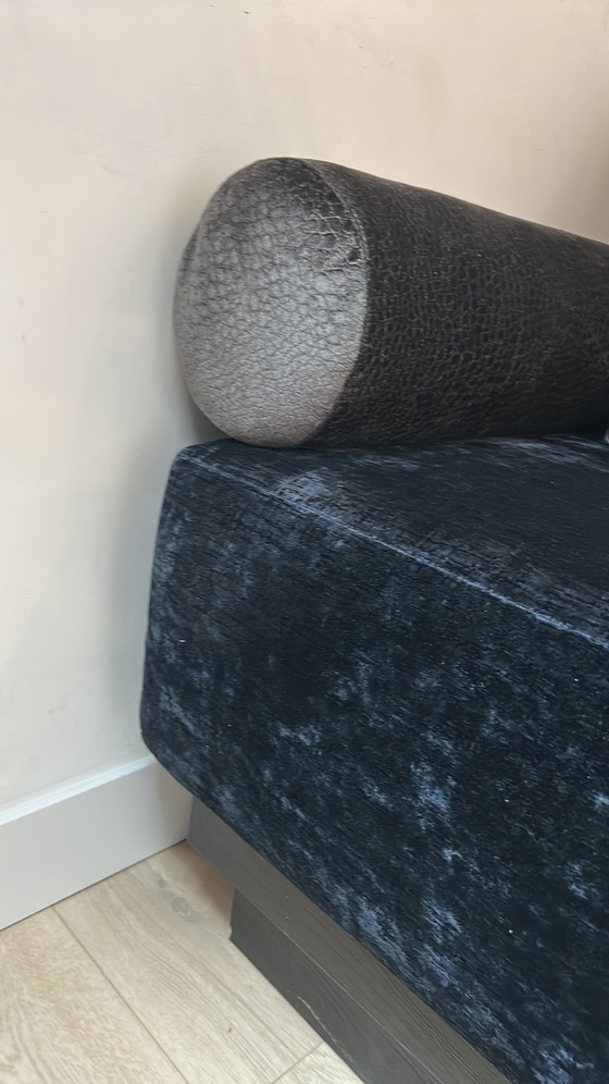 Image 1 of Designer-Lounge-Sofa