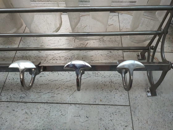 Image 1 of Zug-Garderobe Art Deco.