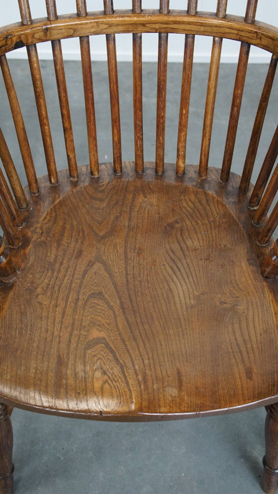 Image 1 of 4x Antike englische Windsor Stühle aus dem 19. Jahrhundert aus Ulmenholz
