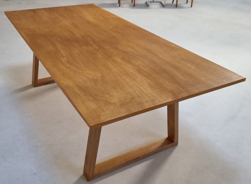 Dining table Kjeld