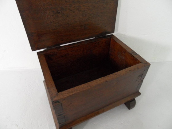 Image 1 of Caja de documentos antiguos