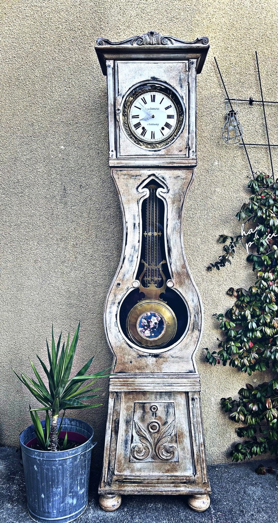 Patinated Antique Comtoise Clock, Bohemian & Vintage Charm, Wood, Creme (photo 14 of 14)