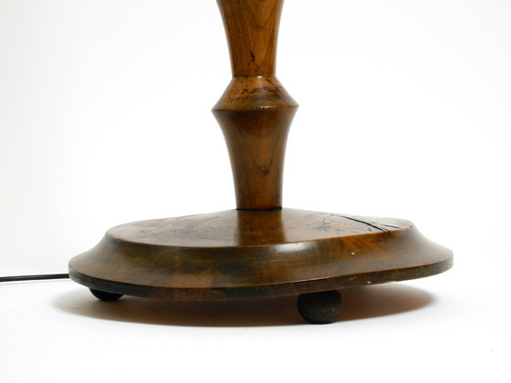Image 1 of Preciosa lámpara de pie grande original alemana de los años 30 de madera de roble oscuro sin pantalla