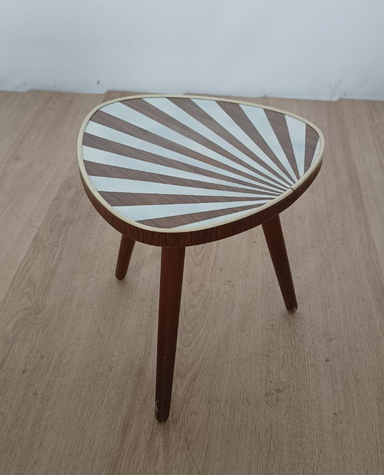 Fifties side table with setting sun motif, PGH Akti, Wood, Brown (photo 2 of 8)