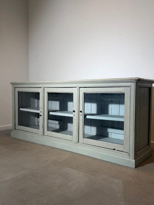 Antieke massief eikenhouten toonbank met glazen vitrine. – vitrinekasten, Glass