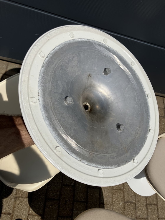 Image 1 of Tavolo ovale Knoll Tulip originale e 6 sedie Knoll Tulip in ottime condizioni!