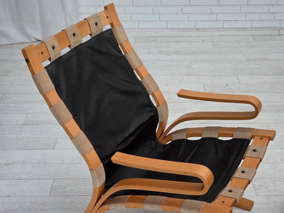 Image 1 of Noorse fauteuil uit de jaren 70, model "Kengu", meubelleer.