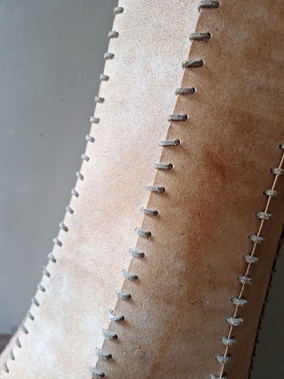 Image 1 of XL Paralume in pelle del Medioevo per lampada da terra, altezza 60 cm