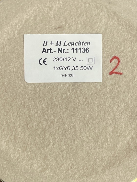 Image 1 of B+M Leuchten Lampada da tavolo in ottone opaco/lucido, vetro bianco opaco fiammato, anni '90