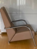 Poltrona Mirakel di Harvink Design in pelle marrone chiaro