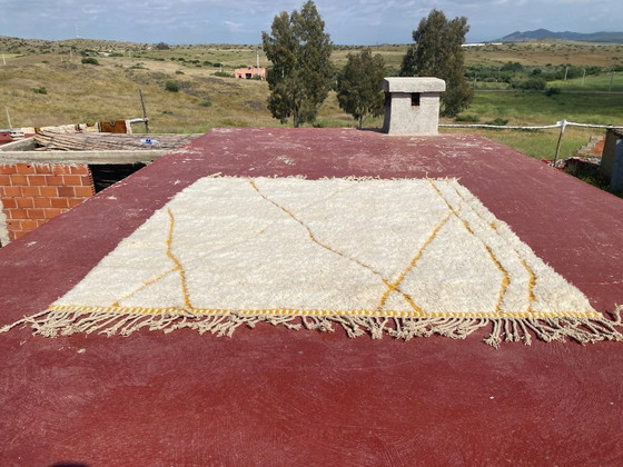 Image 1 of Beni Ouarain Rug 200x200 cm – Handmade Moroccan Wool Carpet – Ivory Berber Geometric Design