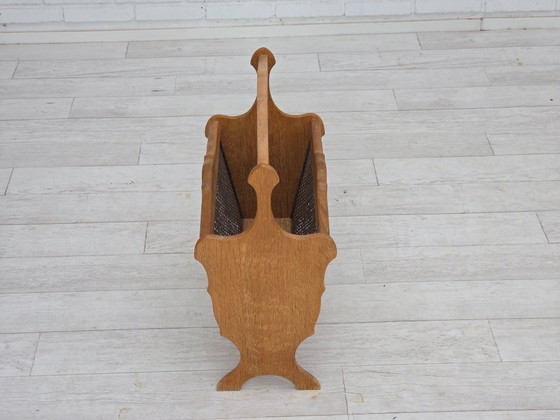 Image 1 of Anni '70, portagiornali danese, legno massiccio di quercia, rete per mobili.