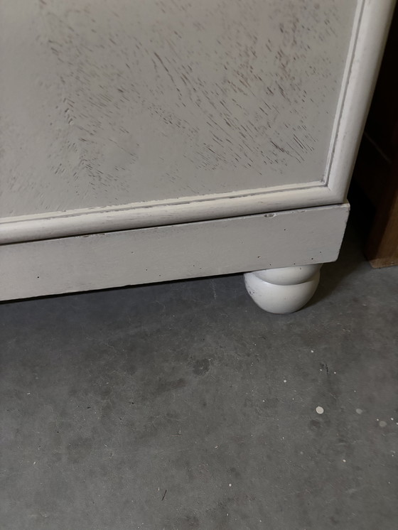 Image 1 of Brocante kledingkast 