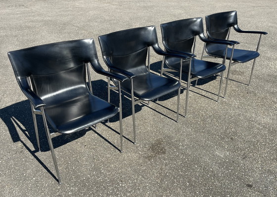 Image 1 of Set van 4 stoelen Fasem Italië, ontwerp Giancarlo Vegni & Gianfranco Gualtierotti