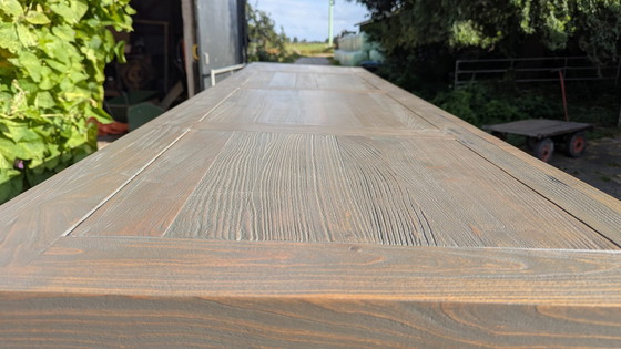 Image 1 of Buffet en bois massif