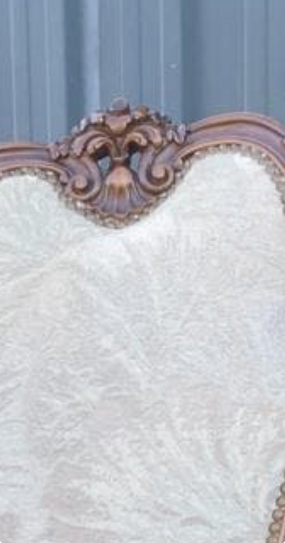Image 1 of 4 Italiaanse barok eetkamer stoelen 