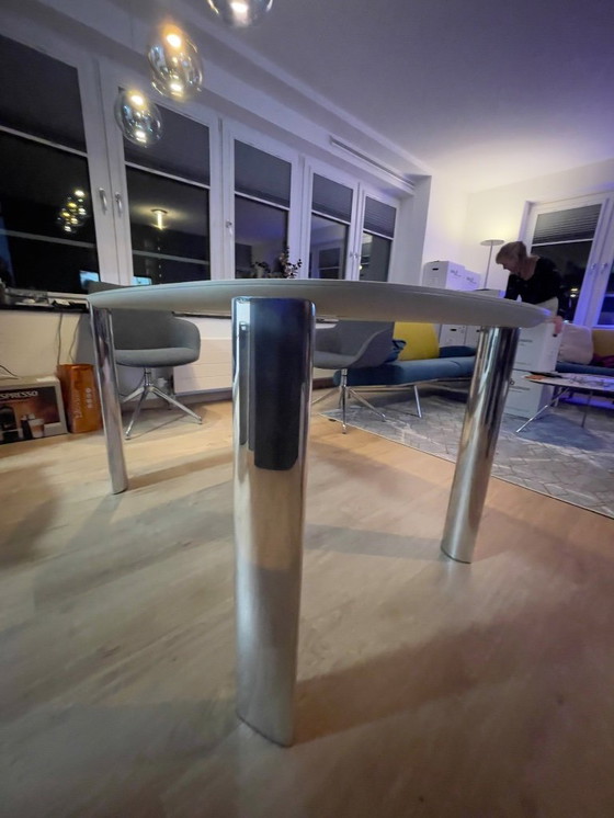 Image 1 of Mesa de comedor Leolux "Tico" en cerámica, patas de aluminio pulido