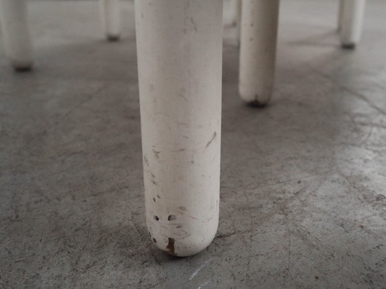 Image 1 of Conjunto de cuatro sillas de madera de haya, diseño italiano, década de 1980, fabricadas en Italia.