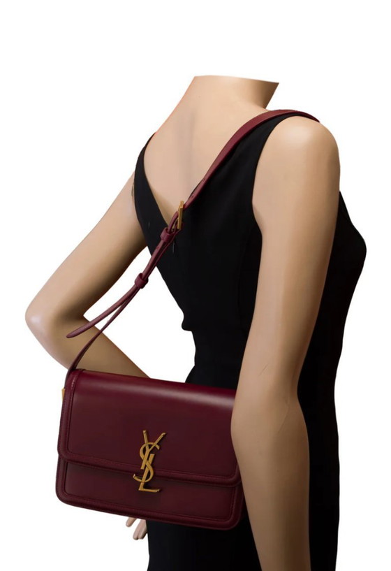 Image 1 of Sac YVES SAINT LAURENT en Cuir Bordeaux - 103446