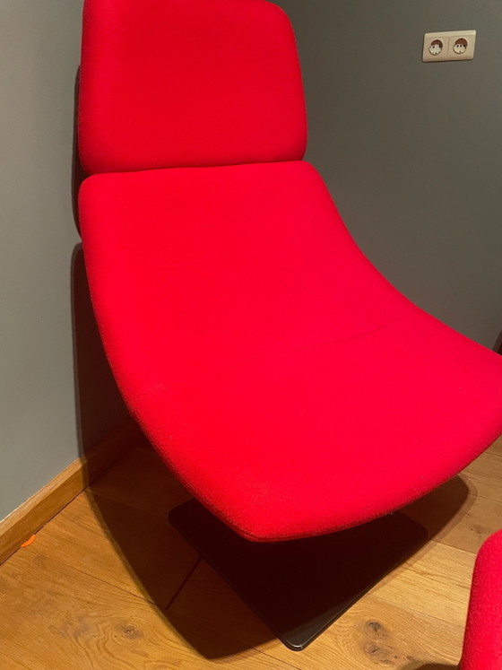 NOTI Armchair Set – Two Red Armchairs with Matching Ottoman – Metal, Textile (photo 2 of 5)