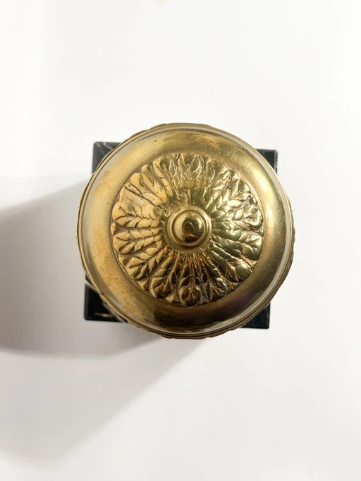 Türstopper aus schwarzem Marmor und Bronze aus den 1950er Jahren – decoratieve objecten (photo 2 of 9)