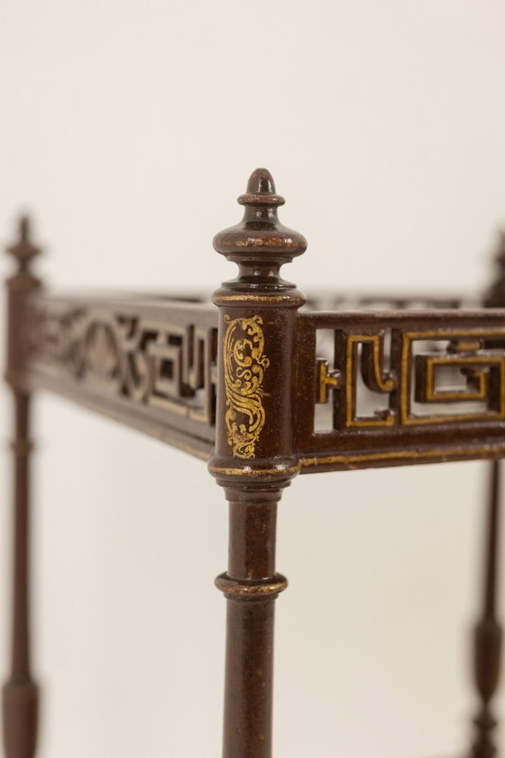 Image 1 of Klein bijzettafeltje met lakdecoratie in Japanse stijl. Periode Napoleon III.