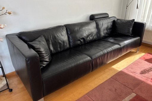 Touché-Sofa aus schwarzem Leder