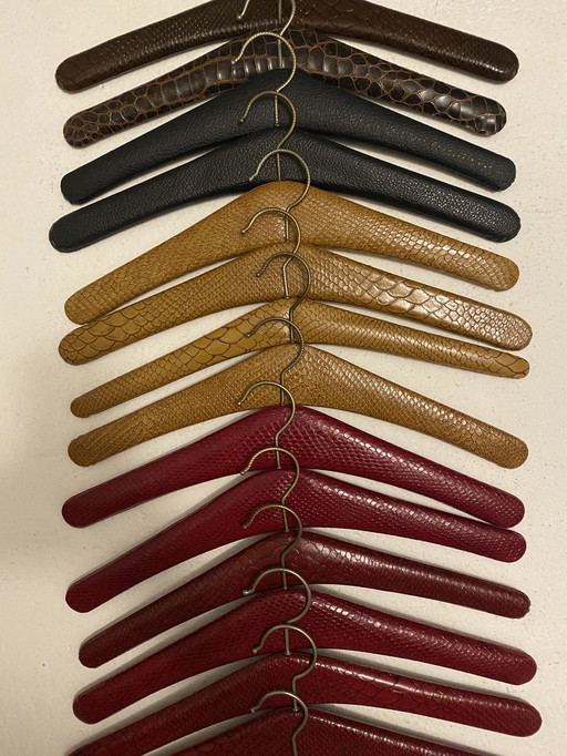 Cintres vintage en skai jaren 50/60