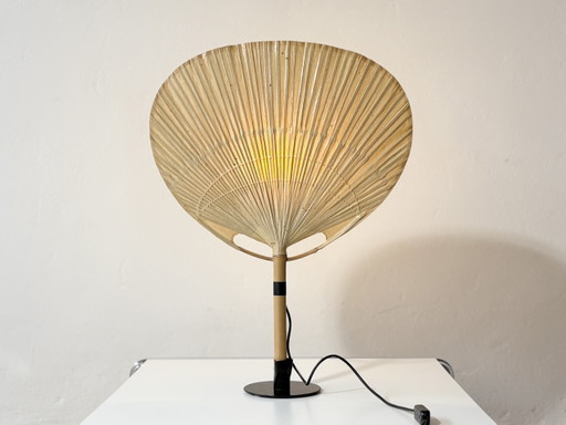 Uchiwa III bureaulamp of wandlamp ontworpen door Ingo Maurer voor M Design