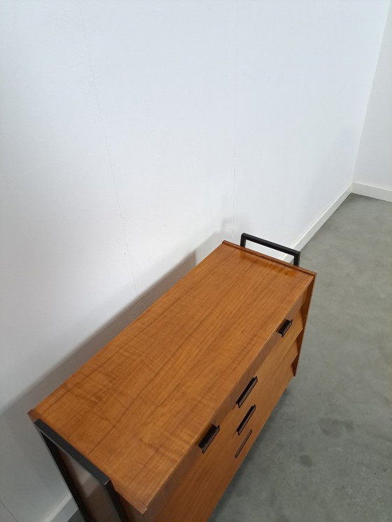 Image 1 of Zapatero de teca con patas de metal negro, nº 2