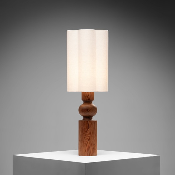 Grande Lampada da tavolo in pino di Uno & Östen Kristiansson per Luxus, Svezia, anni '70, Lampade da tavolo (foto 2 di 11)