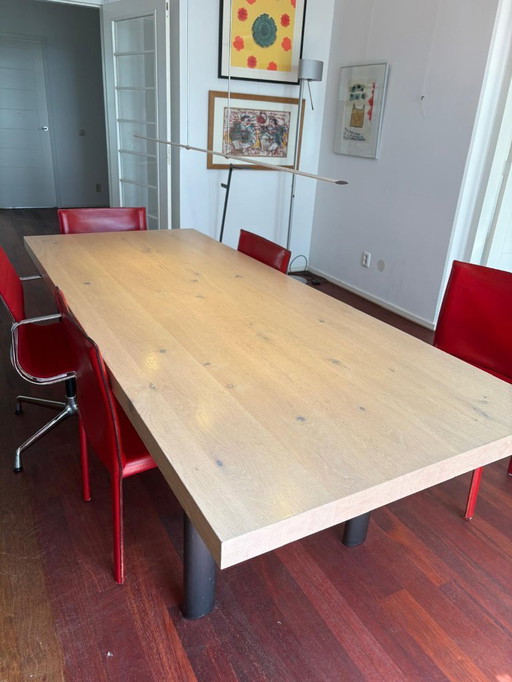 Eikenhouten tafel 
