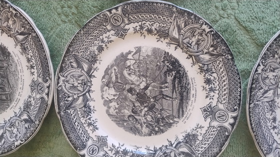 Image 1 of Série complète d'assiette parlante Napoléon 1920-1930