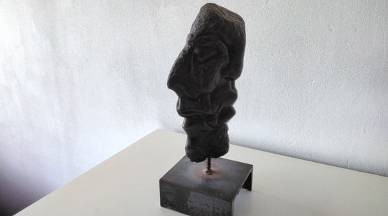 Image 1 of Image 4 visages