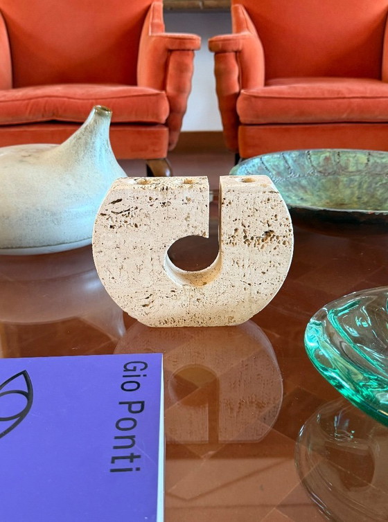 Image 1 of Enzo Mari, brutalistische travertijnen kandelaar, Fratelli Mannelli Italië 1970