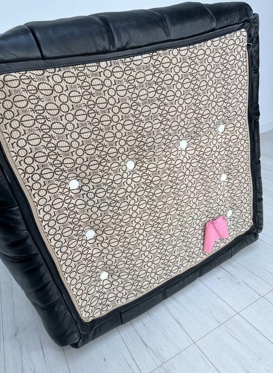 Image 1 of Vintage Leather ‘Kashima’ 1-Seater + Ottoman by Michel Ducaroy for Ligne Roset 80s