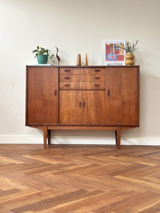 Vintage Wandschrank mit hohem Aufsatz, dänische Schubladen, Teakholz, 50er/60er/70er Jahre – high boards (photo 2 of 15)