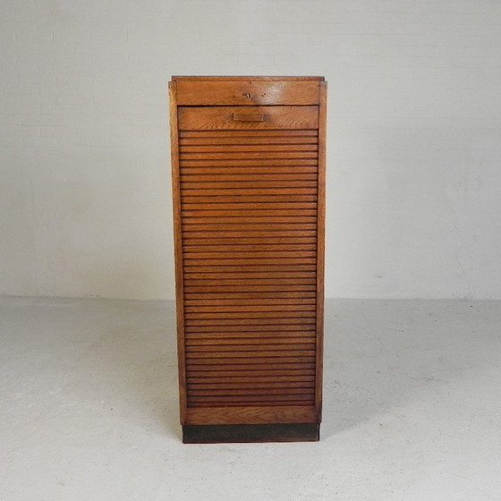 Image 1 of Eiken rolluikkast met 1 luik, 116 cm hoog, jaren 30