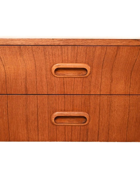 Image 1 of Mesita de noche escandinava de teca de la década de 1960