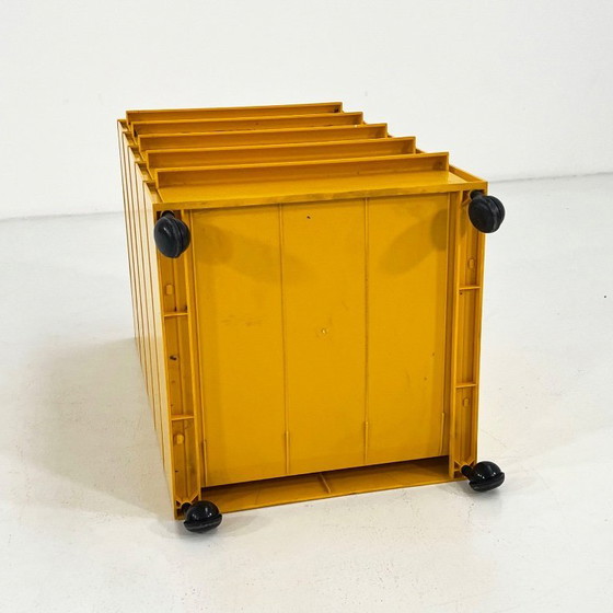 Image 1 of Commode à 5 tiroirs modèle 4601 sur roulettes, conçue par Simon Fussell pour Kartell, années 1970.