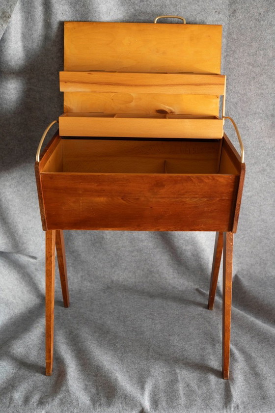 Image 1 of 1960 Vintage - Table de couture Armoire à couture Commode de couture Boîte à couture