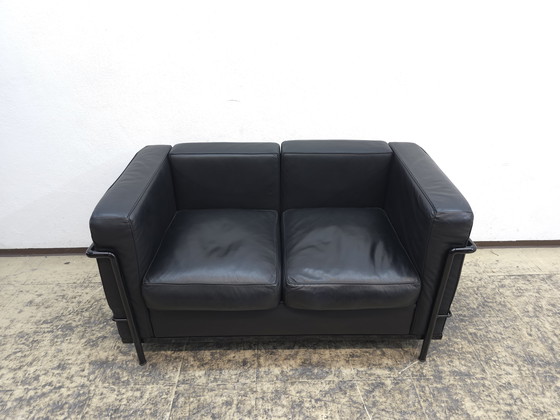 Image 1 of Sofá de diseño Cassina Lc2 de dos plazas, de piel, color negro