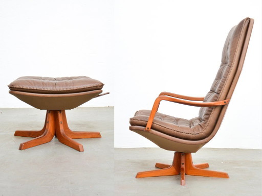 Poltrona vintage in teak, pouf in pelle di metà secolo, anni '60, stile danese