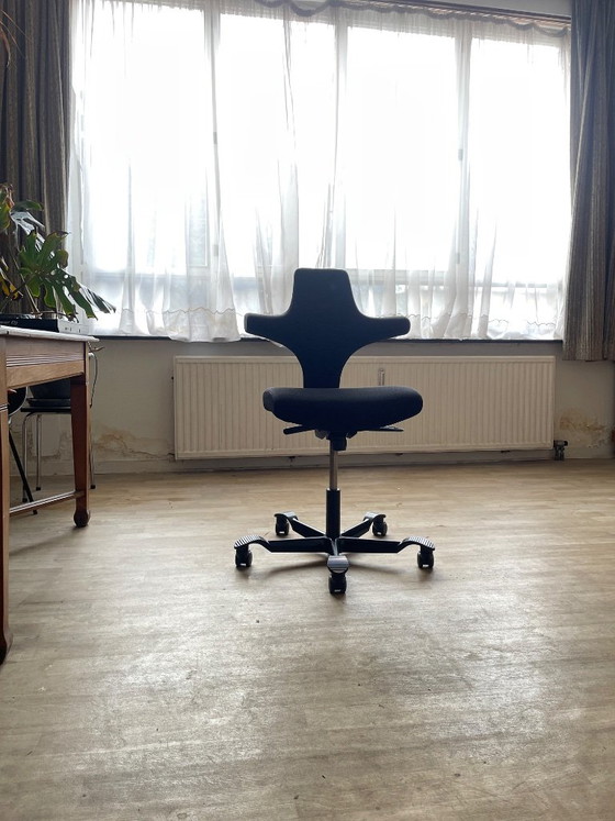 HÅG Capisco 8126 – Swivel chairs, Textile (photo 4 of 11)