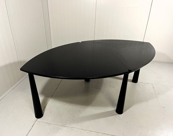 Image 1 of Table à manger extensible en frêne noir 1980-90's